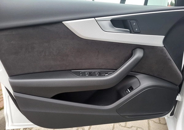 Audi A4 cena 96000 przebieg: 76700, rok produkcji 2018 z Lublin małe 667